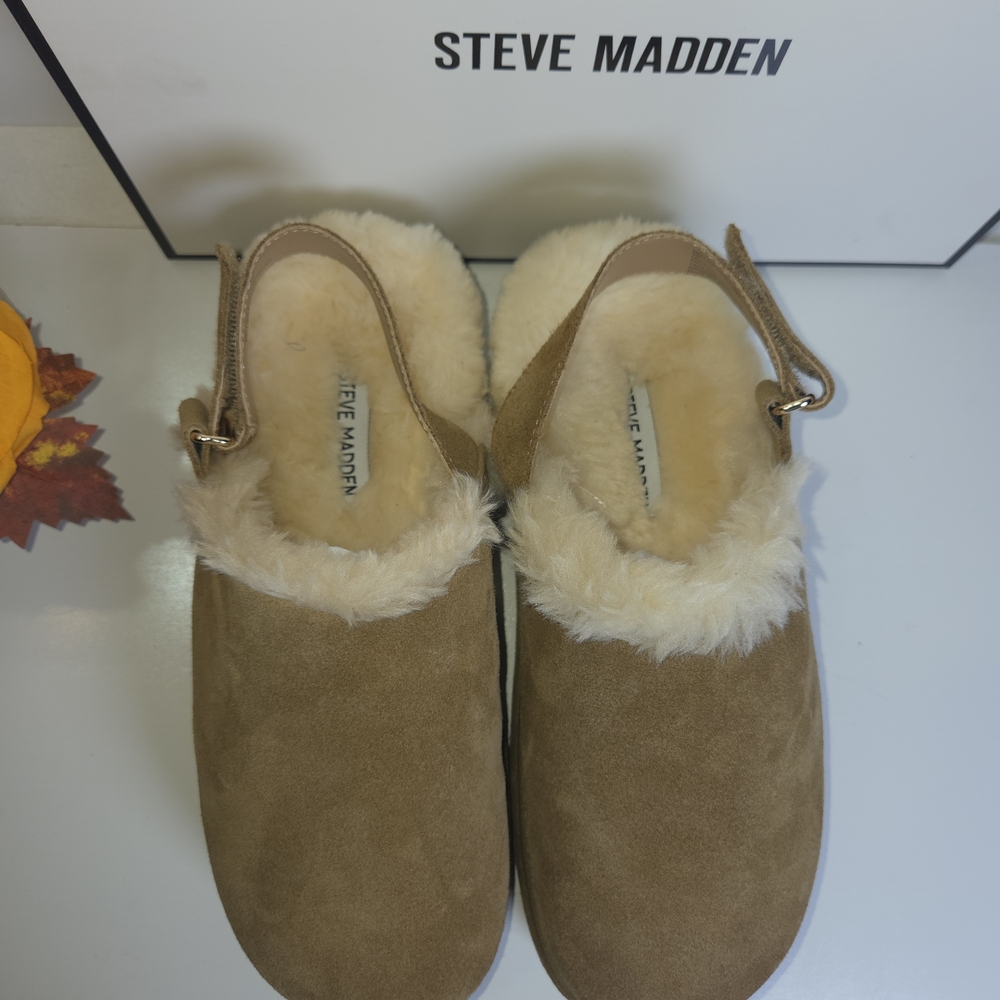 Steve Madden Tan Suede Slip-On Shoes - Picture 3 of 10